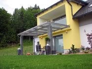 nadstrešek